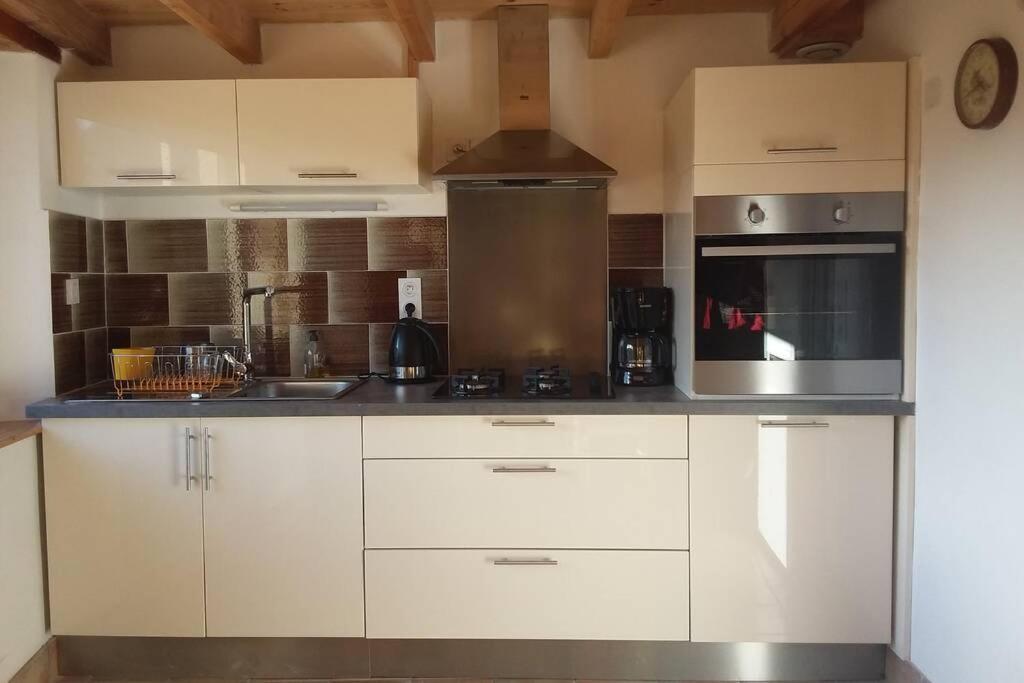 Loft La Rose Desiree Gite 3 Etoiles Chalencon Εξωτερικό φωτογραφία